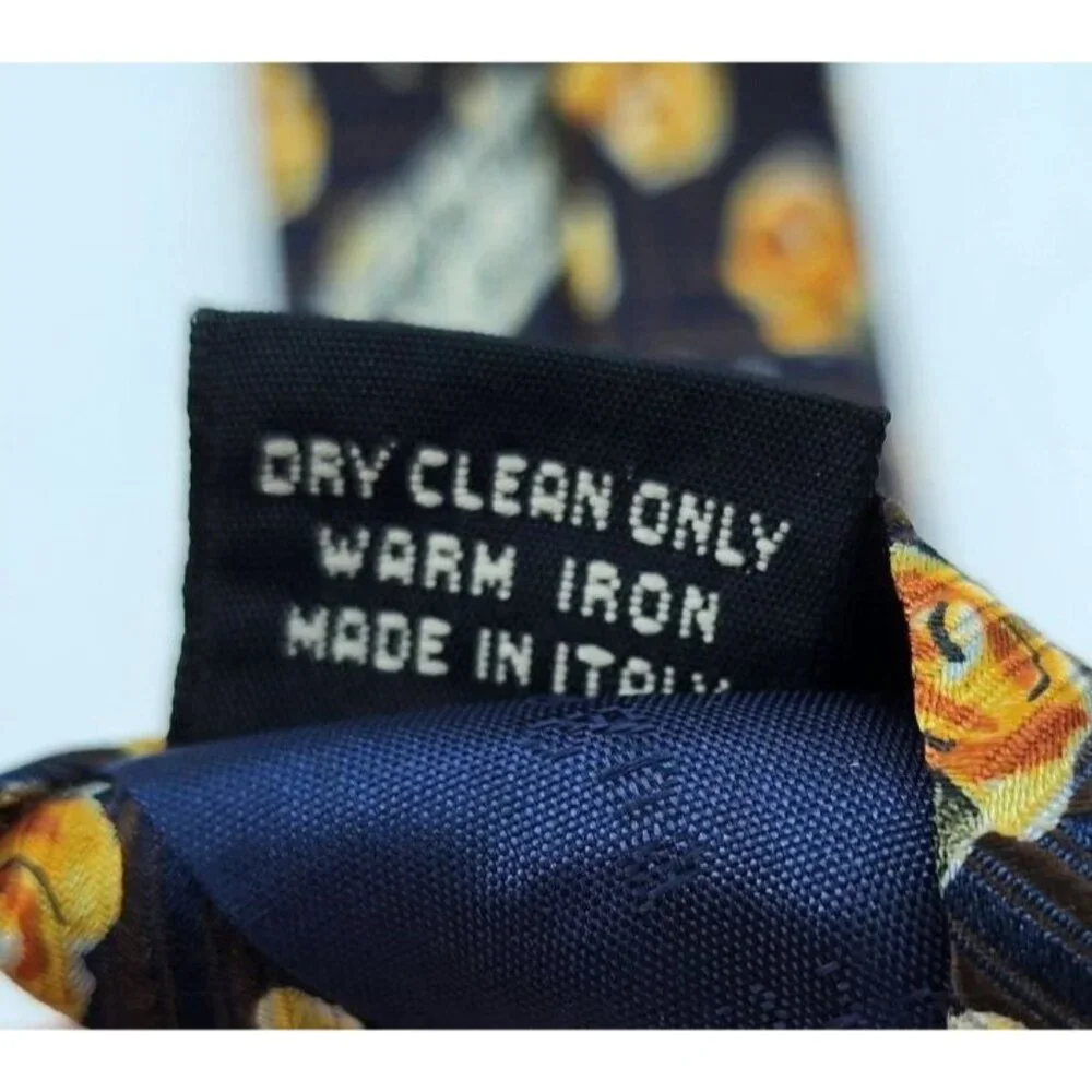Ermenegildo Zegna Gold Rose Floral Pattern Neck Tie 100% Silk Italy‎ Made
